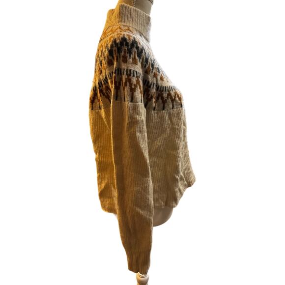 Cream J. Crew Half Turtleneck Sweater Medium with Gray & Mustard Print 30% wool - Picture 4 of 5